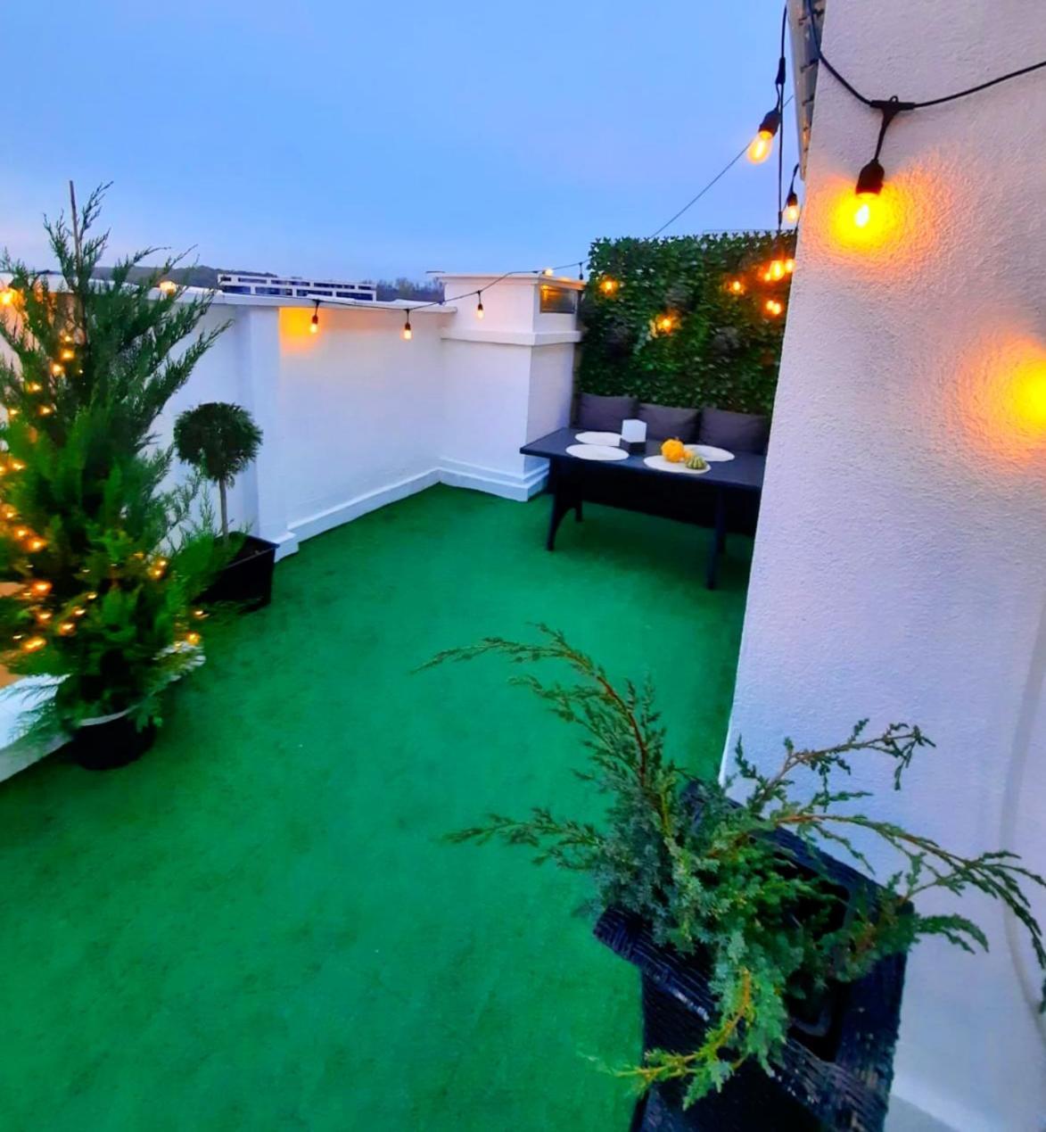Penthouse Aeroport Iasi 아파트 외부 사진